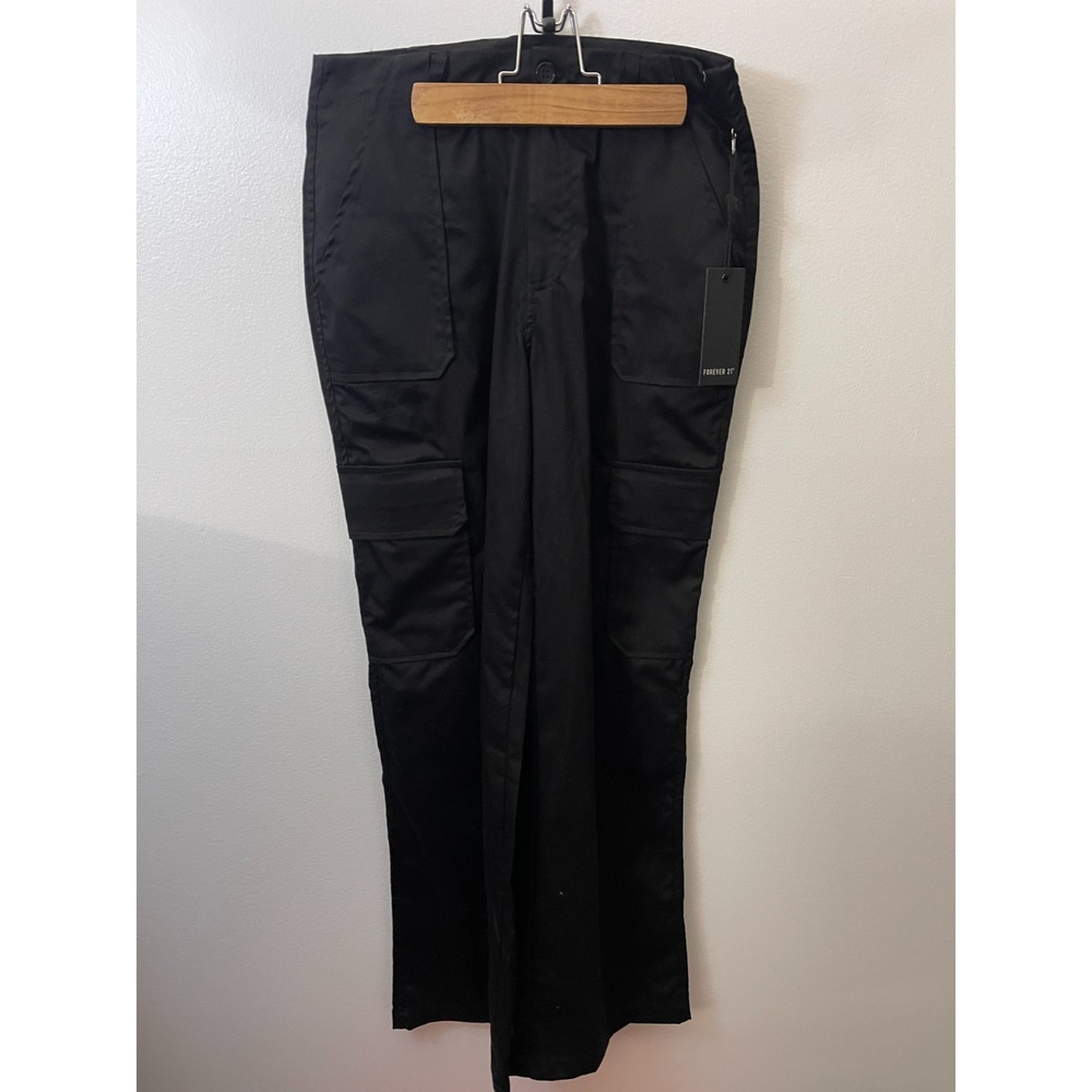 Forever 21 Juniors Cargo Pant Black Size M (NWT)